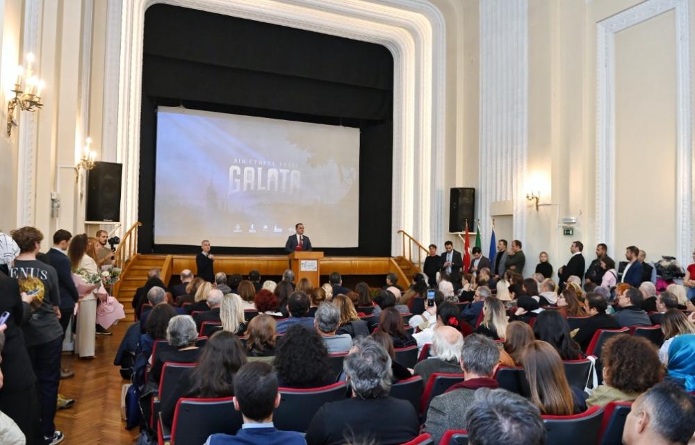 Galata belgeseli galası sanatçıları buluşturdu