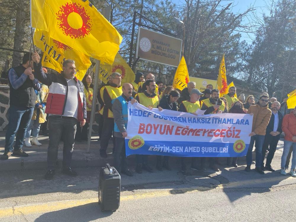 DİYARBAKIR EĞİTİM-SEN: ÜYEMİZ HEDEF GÖSTERME NETİCESİNDE AÇIĞA ALINMIŞTIR