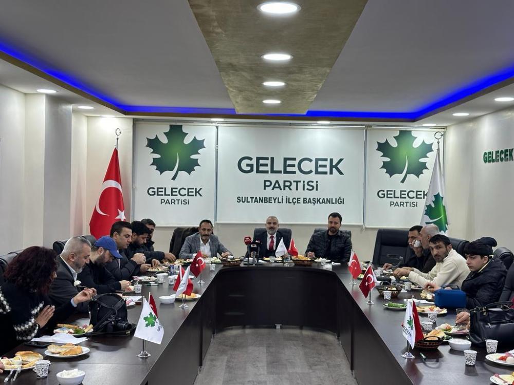 SULTANBEYLİ GELECEK PARTİSİ BELEDİYE BAŞKAN ADAYI EROL DEMİR BASIN MENSUPLARI İLE BİR ARAYA GELDİ