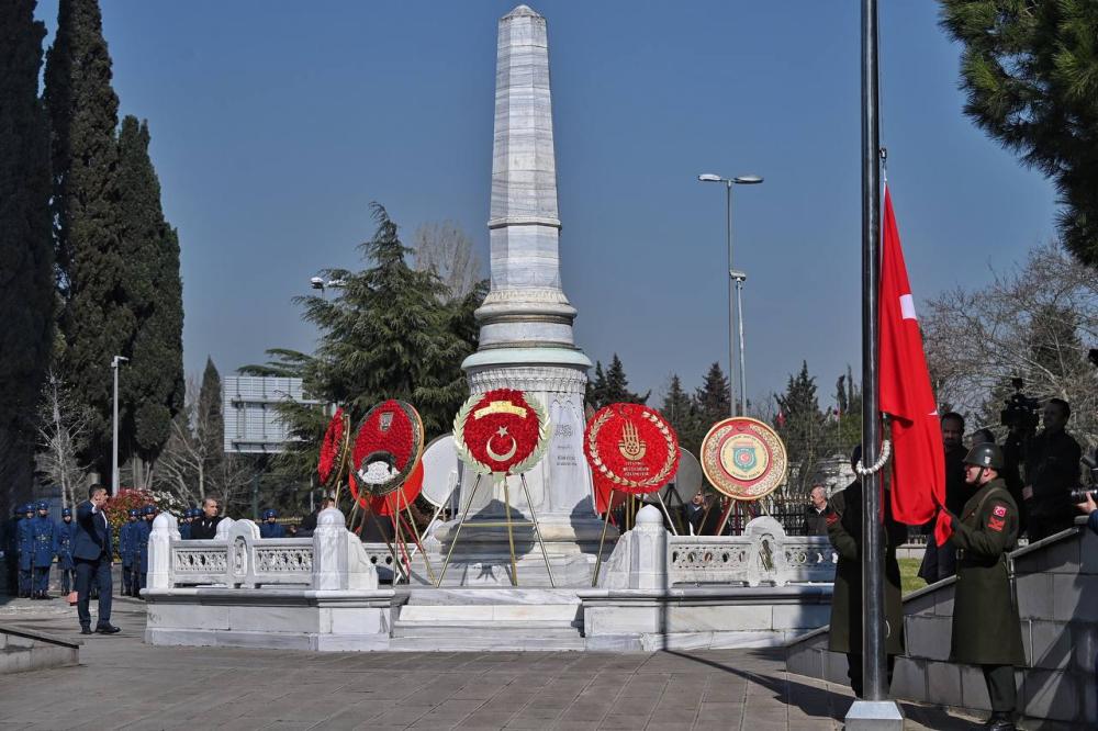 İSTANBUL VALİLİĞİ TARAFINDAN ŞEHİTLERİ ANMA TÖRENİ DÜZENLENDİ