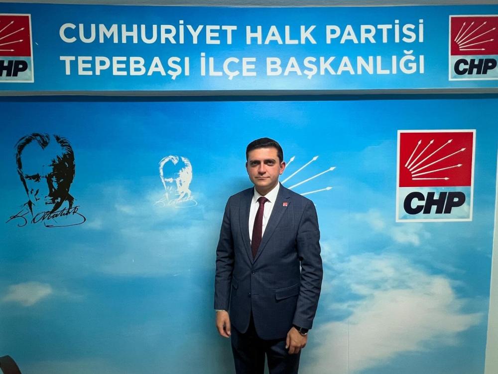 CHP  TEPEBAŞINDA YENİ BAŞKAN TEVFİK YILDIRIM OLDU.