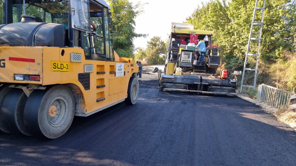 ERZİN’DE 6,5 KM ASFALT SERİMİ TAMAMLANDI: YOLLAR MODERNİZE EDİLİYOR