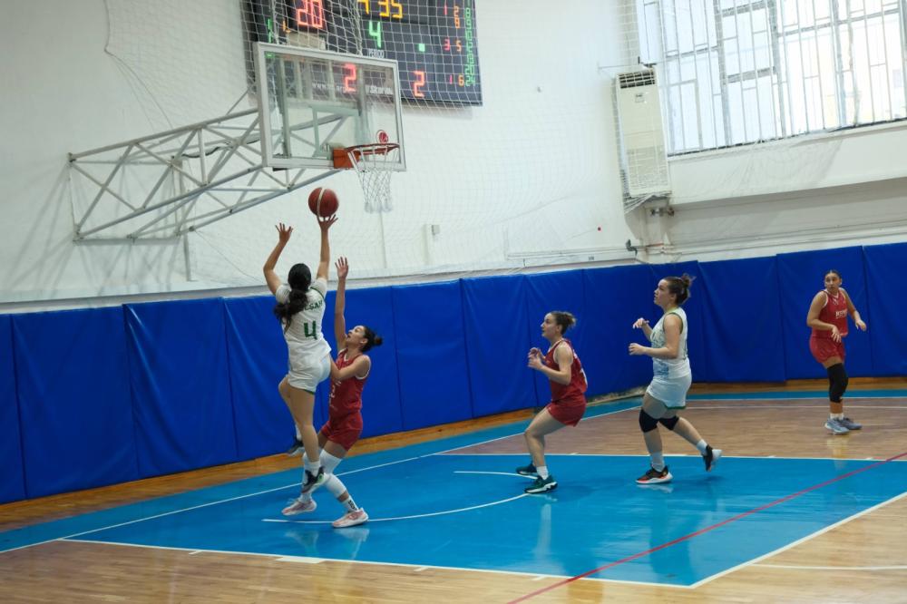 Ceyhan Belediye Basketbol Takımı’ndan Görkemli Sezon Başlangıcı