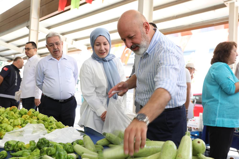 KAYSERİLİLERDEN BAŞKAN ÇOLAKBAYRAKDAR’A “YÜZDE 100 EKOLOJİK  PAZAR” TEŞEKKÜRÜ