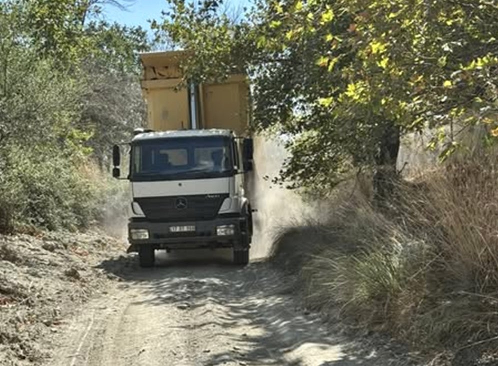 GELİBOLU’NUN DEĞİRMENDÜZÜ KÖYÜNDE DERE GENİŞLETME VE DOLGU ÇALIŞMASI