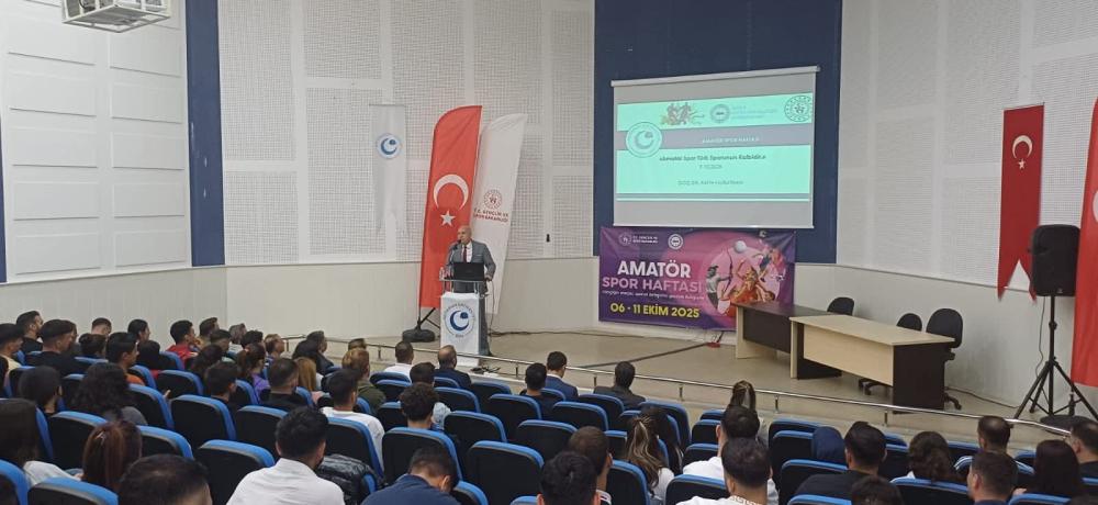 ADIYAMAN ÜNİVERSİTESİ’NDE AMATÖR SPOR HAFTASI KONFERANSI GERÇEKLEŞTİRİLDİ