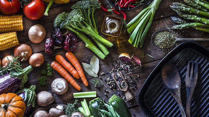 KIŞ MEVSİMİNE GİRERKEN BAĞIŞIKLIK SİSTEMİNİZİ DOĞAL ANTİBİYOTİKLERLE GÜÇLENDİRİN