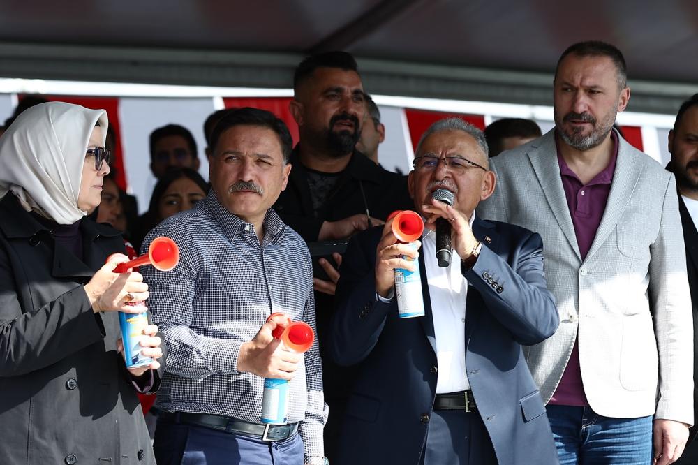 BAŞKAN BÜYÜKKILIÇ, BMX PARKURU VE BİSİKLET EĞİTİM ALANI’NIN AÇILIŞINI YAPTI