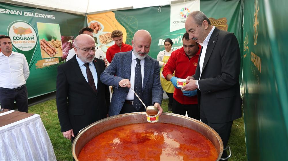 KOCASİNAN, KAYSERİ GASTRONOMİ GÜNLERİ’NDE COĞRAFİ İŞARETLİ  LEZZETLERİYLE GÖZ DOLDURDU