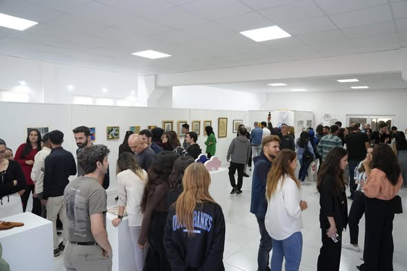 CUMHURİYET’İN 102. YILINA ÖZEL “100+2 ŞEHİRLERARASI KARMA SERGİ” ADIYAMAN’DA AÇILDI