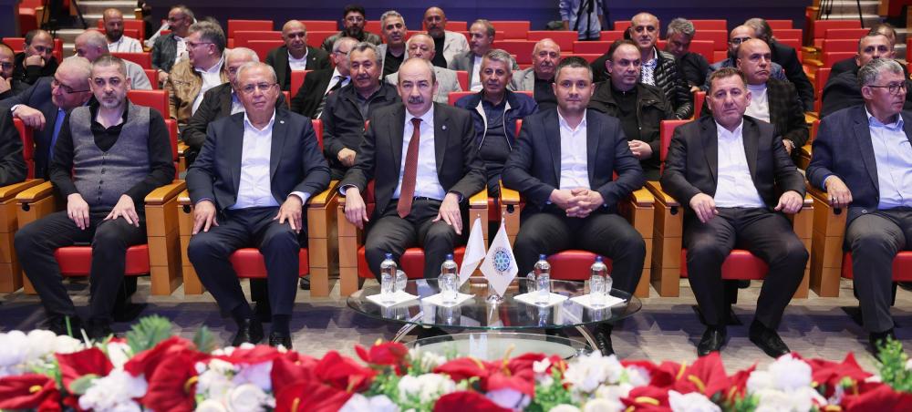 GÜLSOY : “DİJİTALLEŞME, YEŞİL DÖNÜŞÜM VE YAPAY ZEKÂ GELECEĞİN TİCARETİNİ ŞEKİLLENDİRECEK”