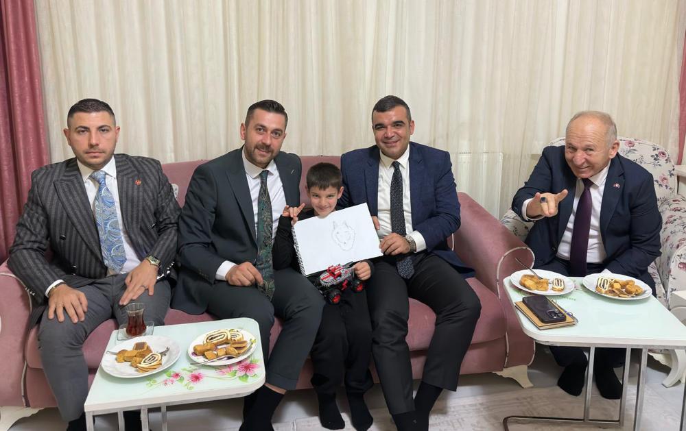 MHP İLÇE BAŞKANI ERDOĞAN ORHAN: DİNLEMEDİK DERT, PAYLAŞILMADIK SORUN KALMAYACAK