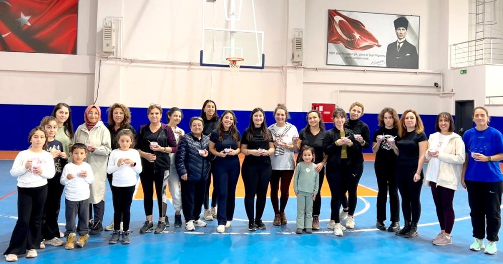 GELİBOLU’DA DÜNYA DİYABET GÜNÜ’NDE SAĞLIKLI YAŞAM ETKİNLİĞİ DÜZENLENDİ