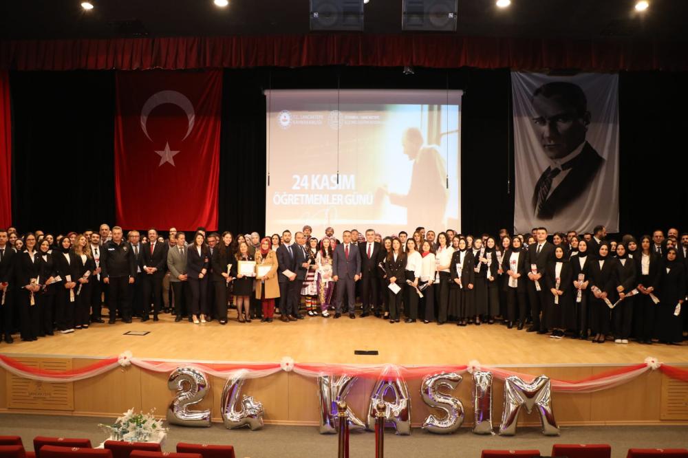 SANCAKTEPE’DE 24 KASIM ÖĞRETMENLER GÜNÜ COŞKUYLA KUTLANDI.