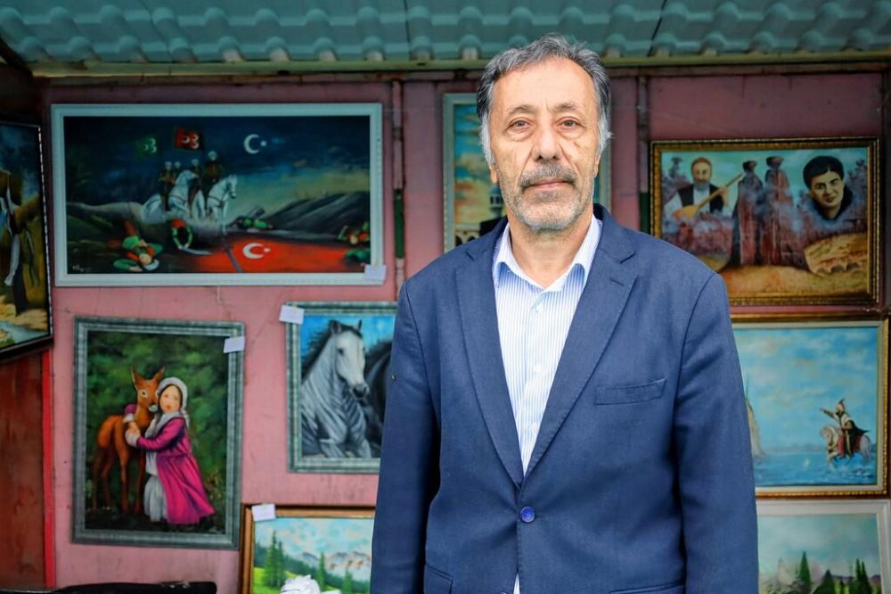ERZURUM’UN RENKLERİNİ TUVALE TAŞIYAN RESSAM FESİH ÖZYURT, 16. KİŞİSEL SERGİSİYLE ÇİĞLİ’DE