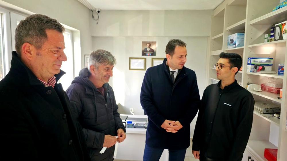 ÖĞRENCİLİKTEN, İŞYERİ PATRONLUĞUNA..