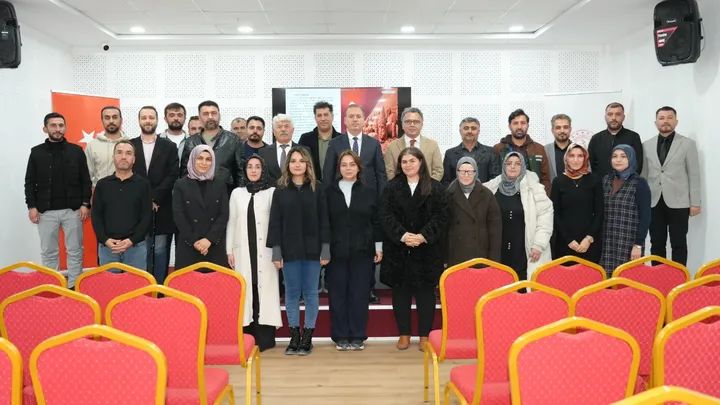 Müdür Ali Tosun, Aday Öğretmenlerle Uyum Eğitimi Programında Buluştu