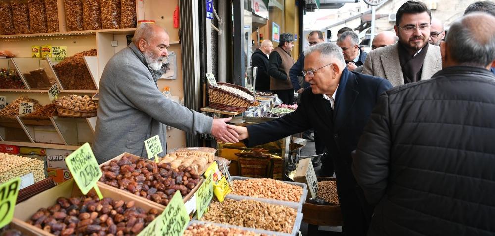 BAŞKAN BÜYÜKKILIÇ’TAN CAMİKEBİR’DE “GÖNÜL BELEDİYECİLİĞİ” BULUŞMASI