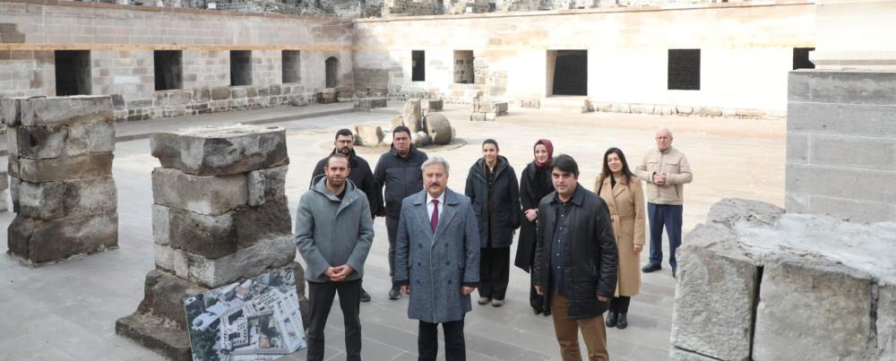 TARİHTEN GELEN 525 YILLIK İHTİŞAM; “GÖN HAN” MELİKGAZİ SAYESİNDE KÜLLERİNDEN YENİDEN DOĞDU