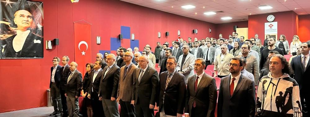 Adana’da Kalp ve Damar Cerrahisi Uzmanları Bilimsel Buluşmada Bir Araya Geldi