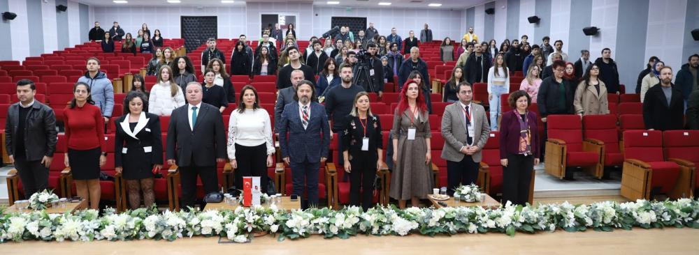 Z KUŞAĞI VE SİYASET İKÇÜ’DE MASAYA YATIRILDI