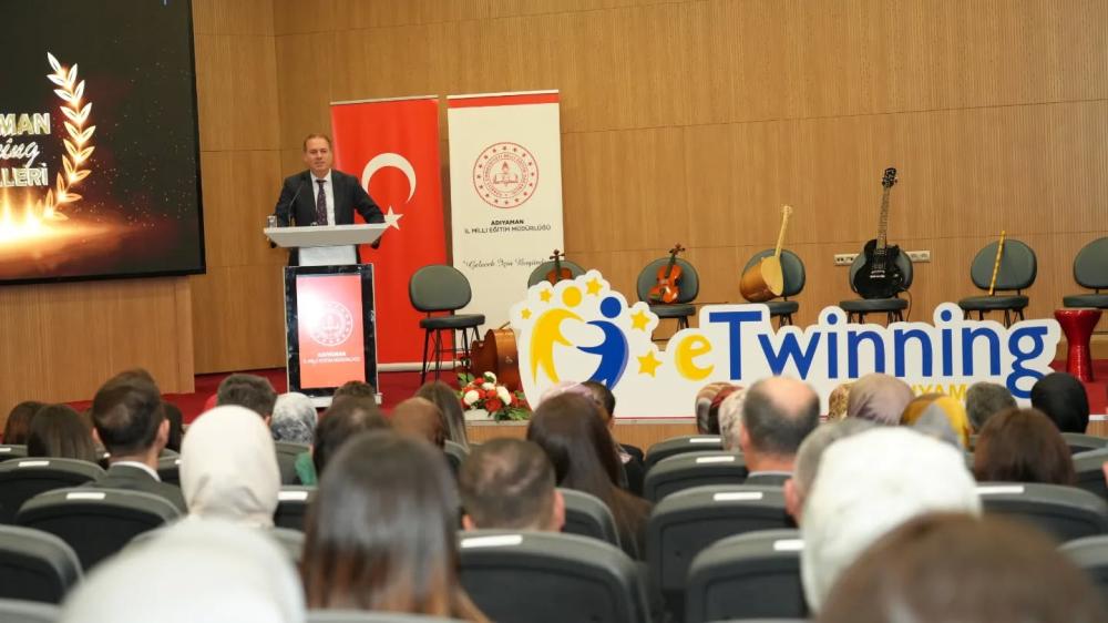 ADIYAMAN’DA ETWİNNİNG ÖDÜL TÖRENİ BÜYÜK COŞKUYLA YAPILDI