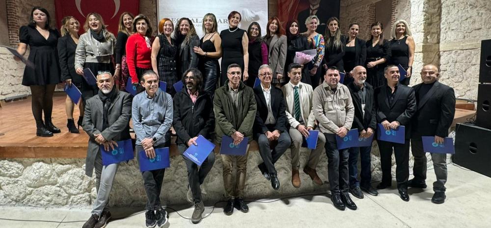 AFAD GEÇ KALANLAR FOTOĞRAF ATÖLYESİ SERGİYLE TAÇLANDI