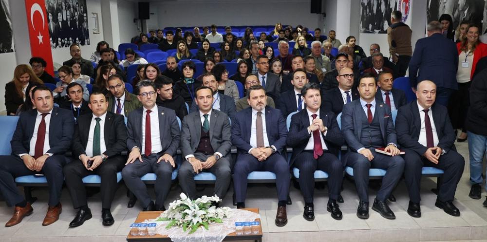 GELİBOLUDA, TURİZM VE KENT GELİŞİMİNE YÖNELİK  ÇALIŞTAY DÜZENLENDİ.