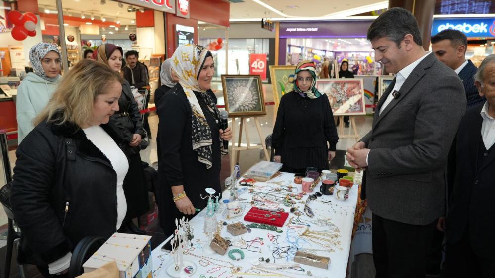 ADIMEK’İN YIL SONU SERGİSİ AÇILDI