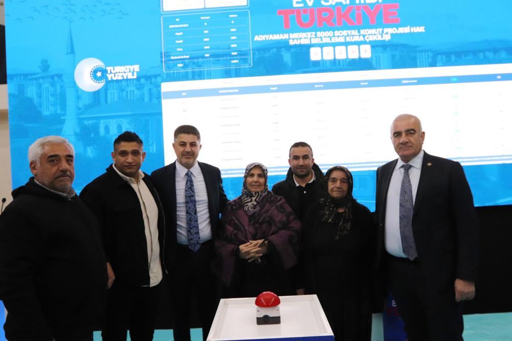 500 BİN SOSYAL KONUT PROJESİNİN İLK KURASI ADIYAMAN’DA ÇEKİLDİ