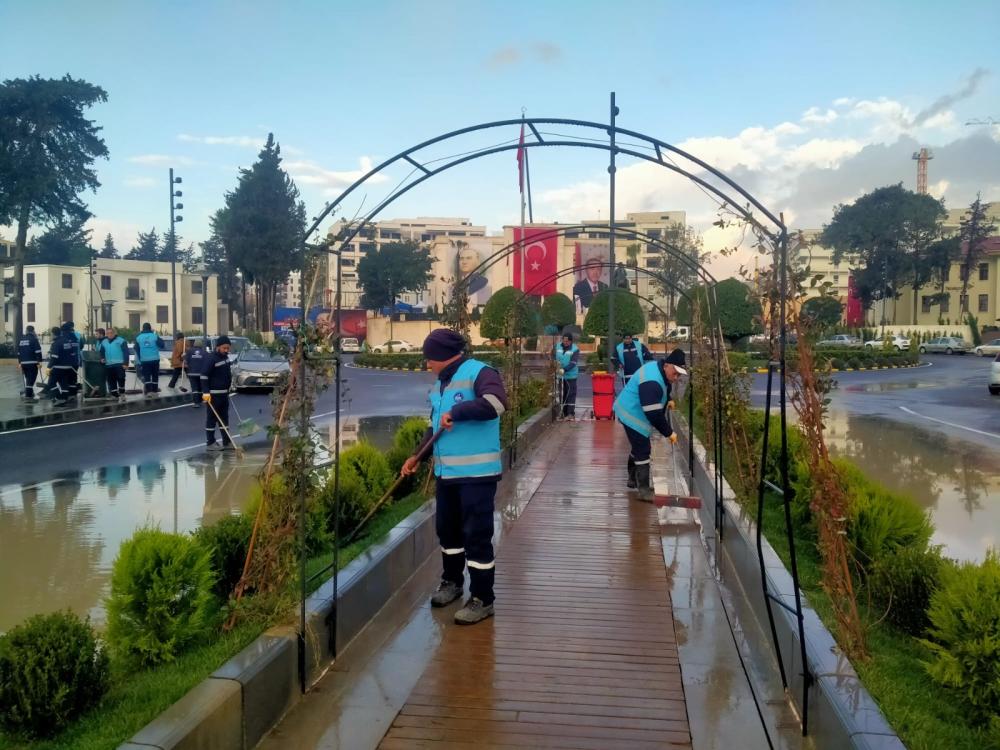 ANTAKYA’NIN İŞLEK NOKTALARINDA TEMİZLİK ÇALIŞMALARI