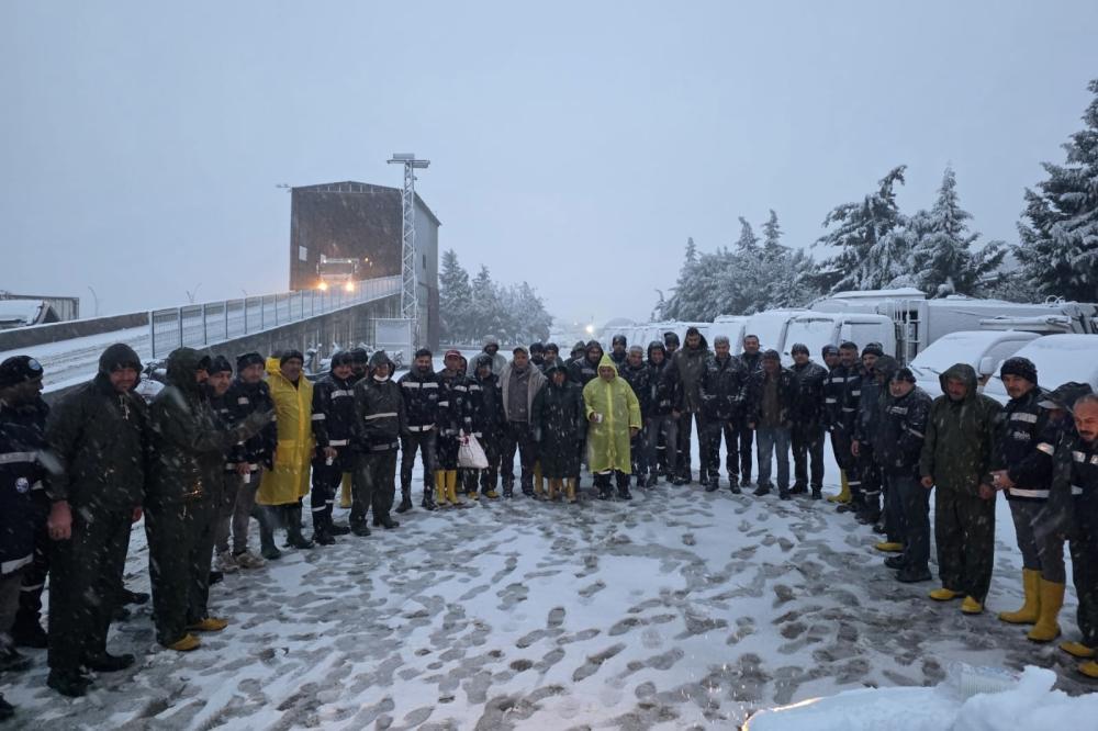 ANTAKYA BELEDİYESİ: YOĞUN KAR YAĞIŞININ ARDINDAN SAHADAYIZ