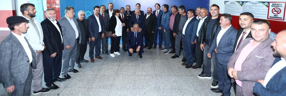 BAŞKAN BÜYÜKKILIÇ’IN MUHTARLARLA GÜÇLÜ İLETİŞİM VE DİJİTAL DÖNÜŞÜM HAMLESİ, 2025’E DAMGA VURDU