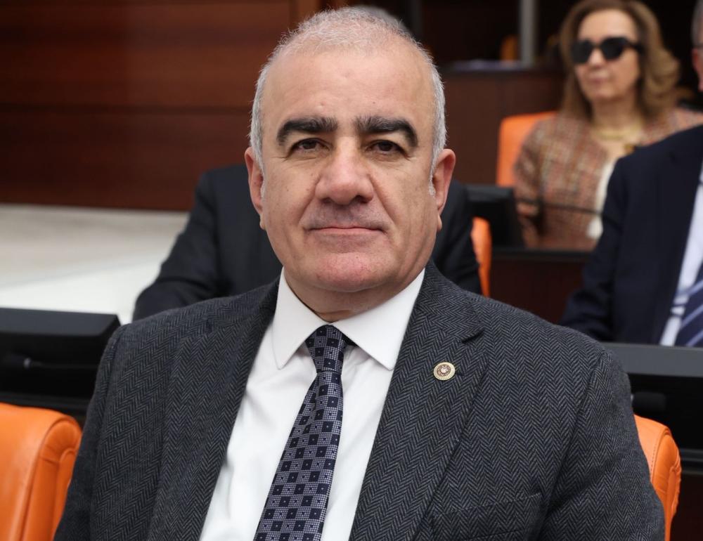 MİLLETVEKİLİ ÖZHAN: “AK PARTİ 11,5 MİLYONU AŞAN ÜYESİYLE BÜYÜK BİR AİLEDİR”