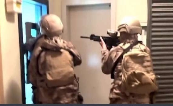 SOSYAL MEDYADA PROVOKATİF PAYLAŞIM YAPAN 5 ŞÜPHELİ TUTUKLANDI