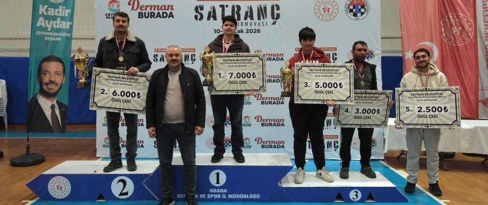 6 OCAK CEYHAN’IN KURTULUŞU SATRANÇ TURNUVASI BÜYÜK İLGİ GÖRDÜ