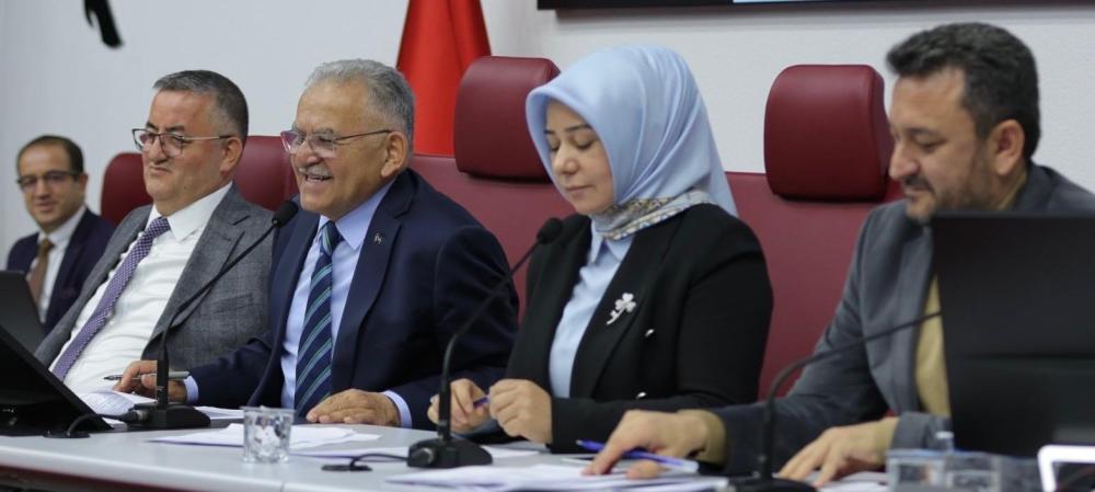 BÜYÜKŞEHİR, 2026 YILININ İLK MECLİS TOPLANTISINI GERÇEKLEŞTİRDİ: ELİTAŞ’A VEFA