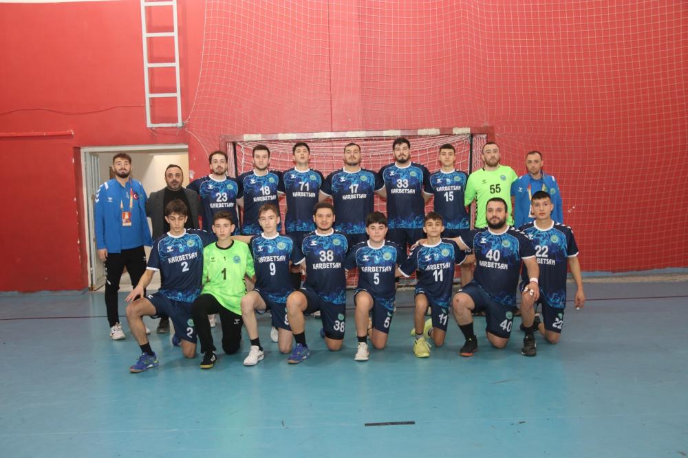 TAŞOVA BELEDİYE HENTBOL HIZ KESMEDEN GALİBİYETE DEVAM EDİYOR