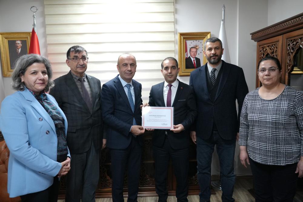 ADYÜ’YE “BESLENME DOSTU VE FİZİKSEL AKTİVİTEYİ DESTEKLEYEN İŞ YERİ” SERTİFİKASI