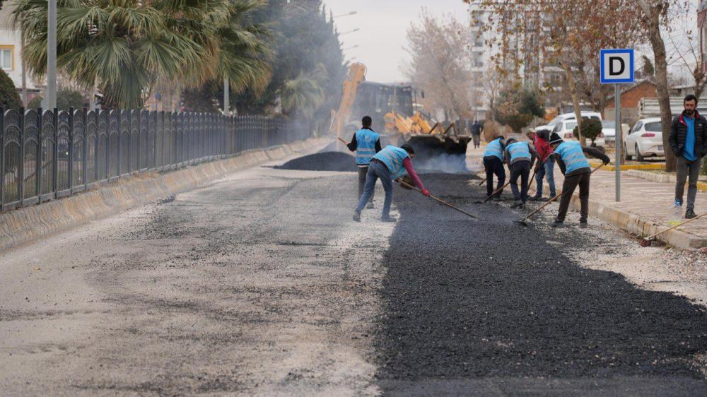 Başkan Tutdere Sakarya Caddesi’ndeki çalışmaları inceledi: “Adıyaman için gece gündüz sahadayız”