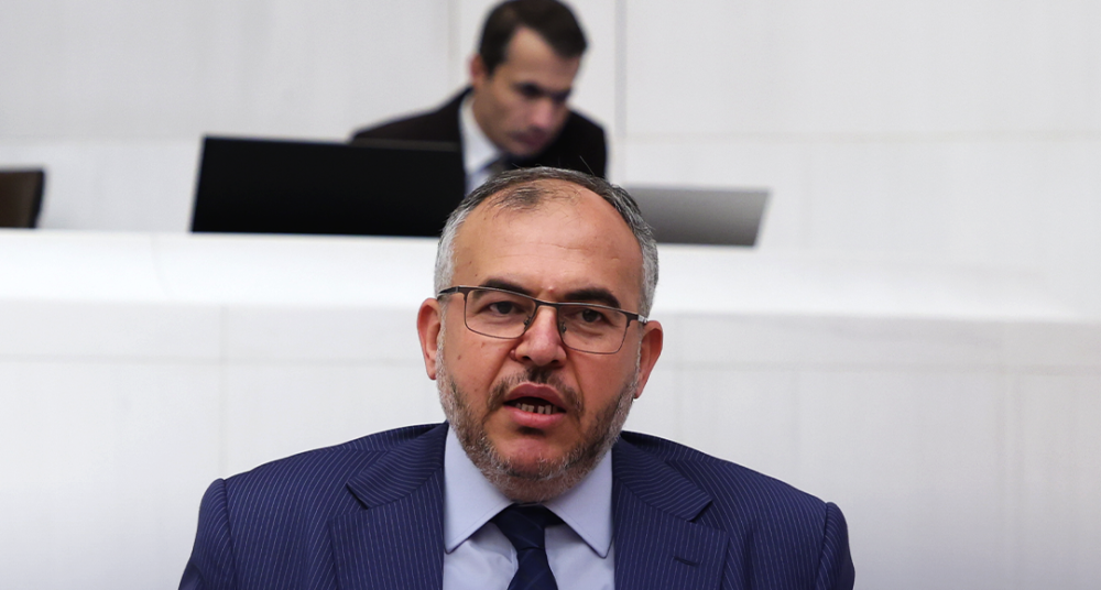 ÇALIŞKAN: “DEVLET VATANDAŞI ZORLA FAİZE BULAŞTIRIYOR”