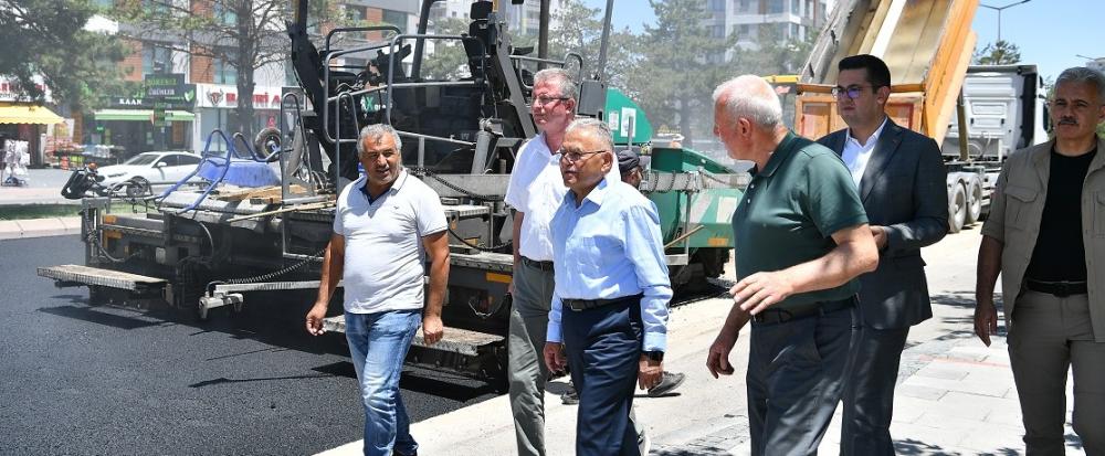 BÜYÜKŞEHİR’DEN ULAŞIMA 1 MİLYAR TL’Yİ AŞAN DEV SICAK ASFALT YATIRIMI