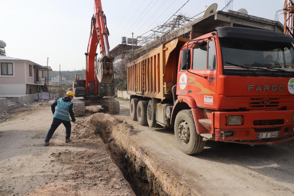 SAMANDAĞ TEKEBAŞI GRUP İÇME SUYU PROJESİ YÜZDE 83 SEVİYESİNE ULAŞTI
