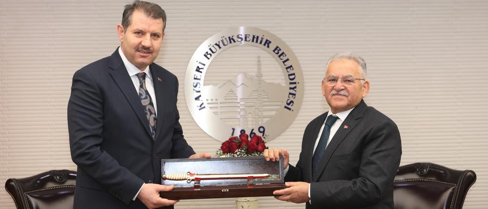 BÜYÜKKILIÇ\'I ZİYARET EDEN BAKAN YARDIMCISI AYHAN: \