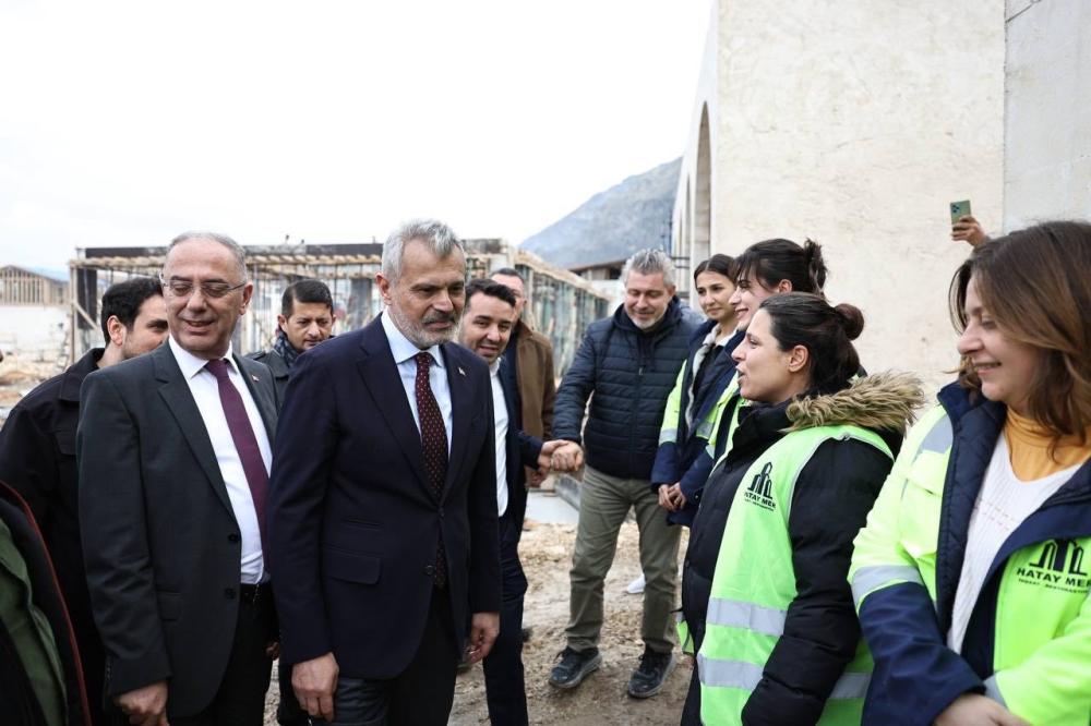 BAŞKAN ÖNTÜRK’TEN ANTAKYA ESNAFINA ZİYARET
