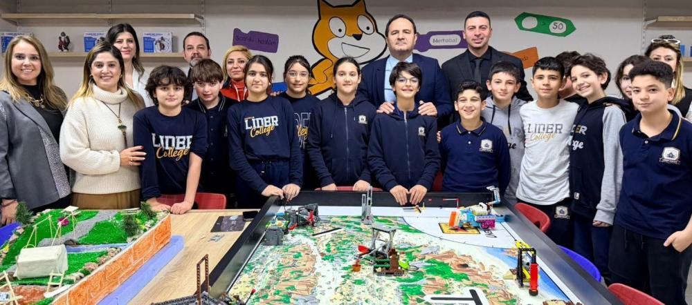 Seyhan İlçe Milli Eğitim Müdürü Çelik’ten Robotik Kodlama Takımlarına Ziyaret