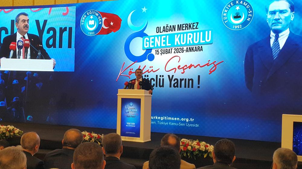 TÜRK EĞİTİM -SEN GENEL BAŞKANI TALİP GEYLAN YENİDEN BAŞKAN  SEÇİLDİ