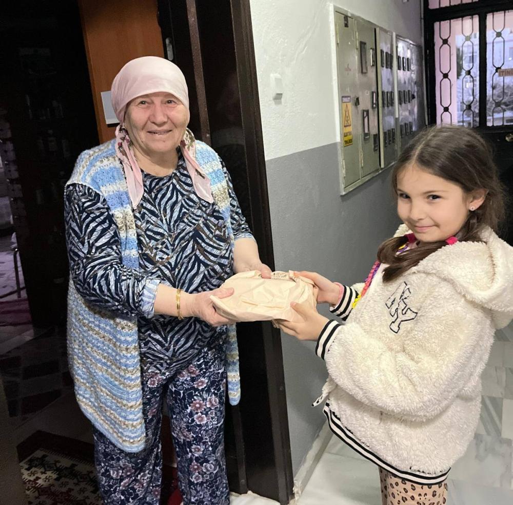 Gelibolulu Öğrencilerden Ramazan’da Anlamlı Paylaşım
