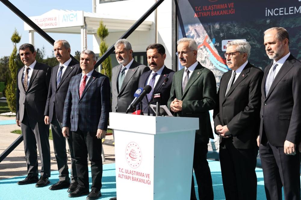 BAKAN URALOĞLU HATAY’DA