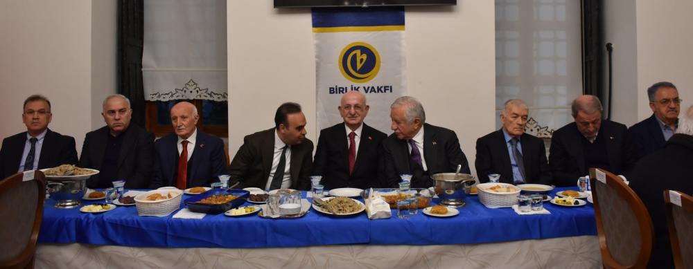 Birlik Vakfı’nda İstişare ve 42. “Anneannevi İftar Programı”